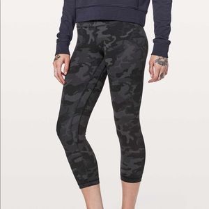 Lululemon Align Crop *21” Camo Multi Grey
